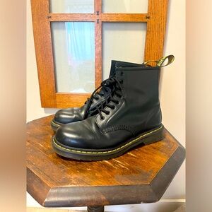 Dr. Martens- 1460